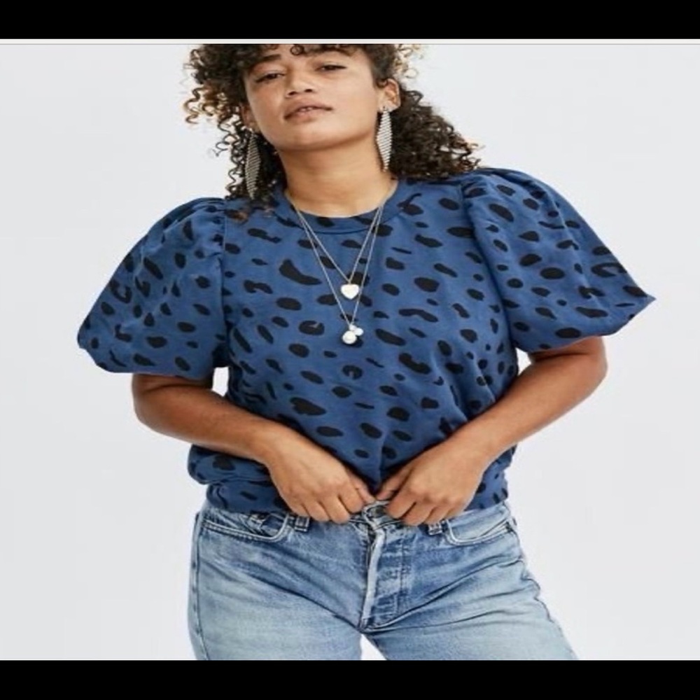 Claire v blue and black puffed sleeve